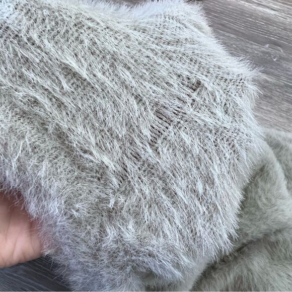 Lovers + friends gray kappa eyelash fuzzy open front cardigan - Picture 9 of 9